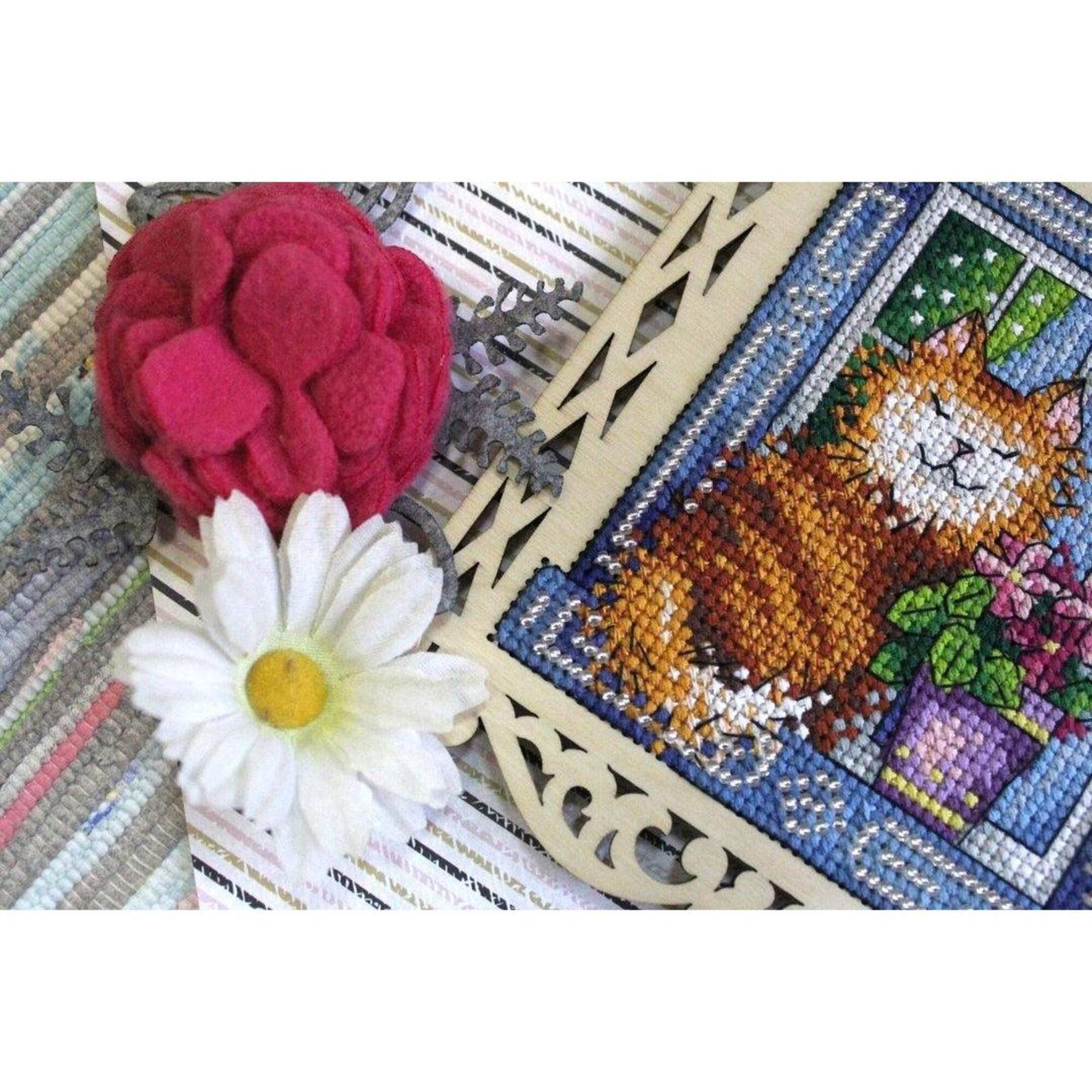 MP Studia Grey Cat Cross Stitch On Wood Kit